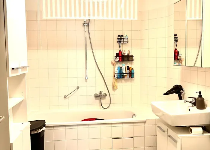 Mosh - Friedrichshain - Alexanderplatz ベルリン